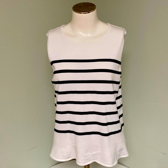 Who What Wear Tops - Who What Wear Black and White Rayon Dressy Tank Top Size S